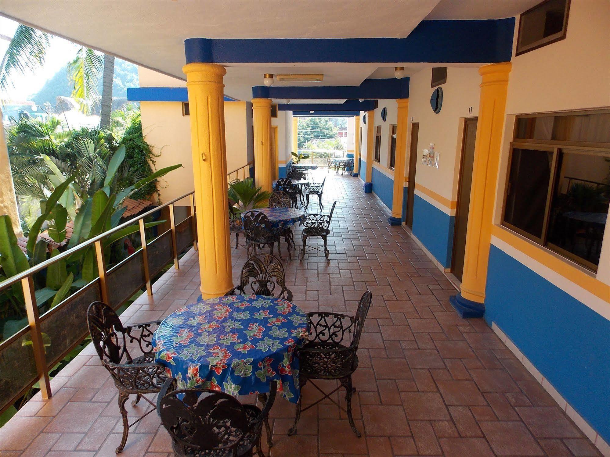 Bahia Hotel Barra de Navidad Exterior photo
